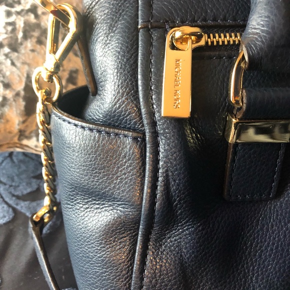 Michael Kors “Weston” - Picture 4 of 10